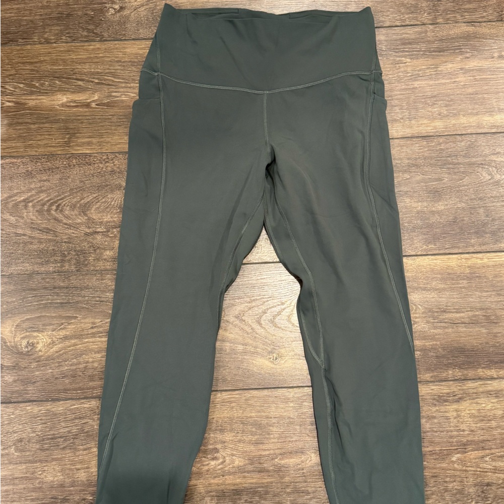 Lululemon Align HR Pant 25” with Pockets Size 12 Dark Forest Green